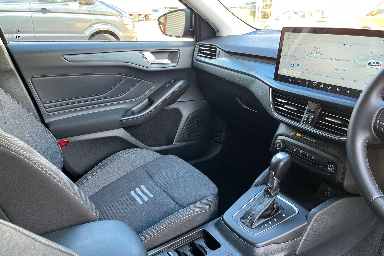 Ford Focus Photo 30