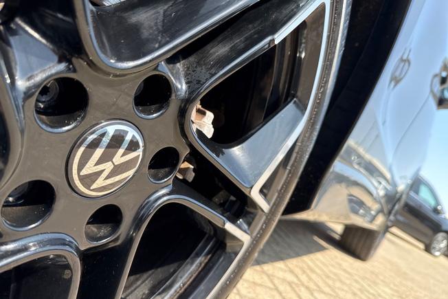 VOLKSWAGEN Tiguan Photo 22