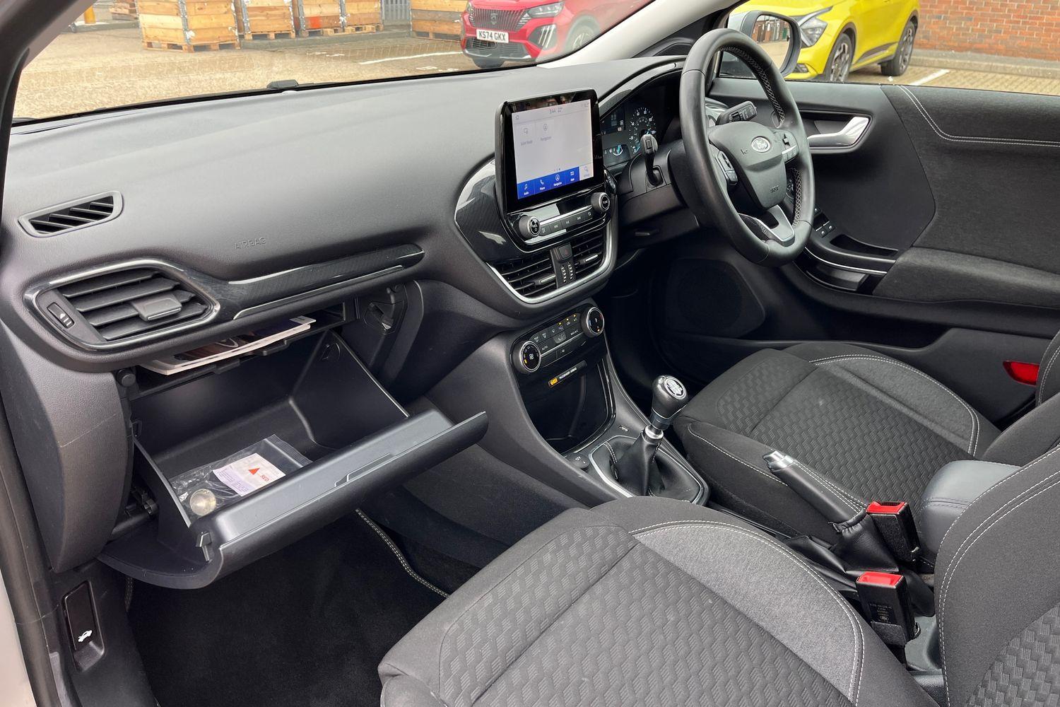 Ford Puma Photo 37
