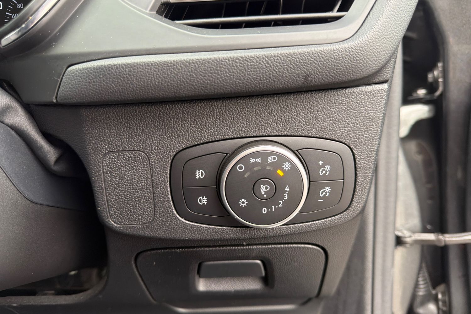 Ford Focus Photo 22