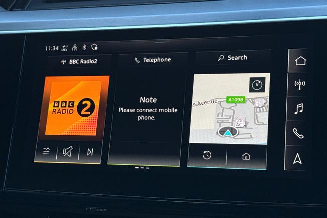 Audi e-tron Photo 13