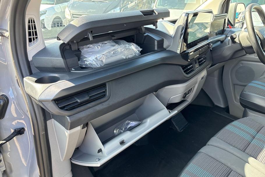 Used FORD TRANSIT CUSTOM WN75JXL 8