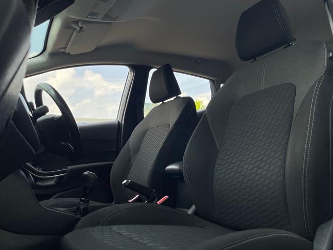 FORD Fiesta Photo 40