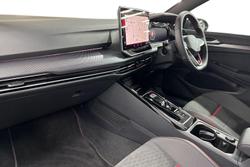 VOLKSWAGEN Golf Photo 2