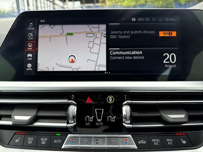 BMW 2 Series Photo 36