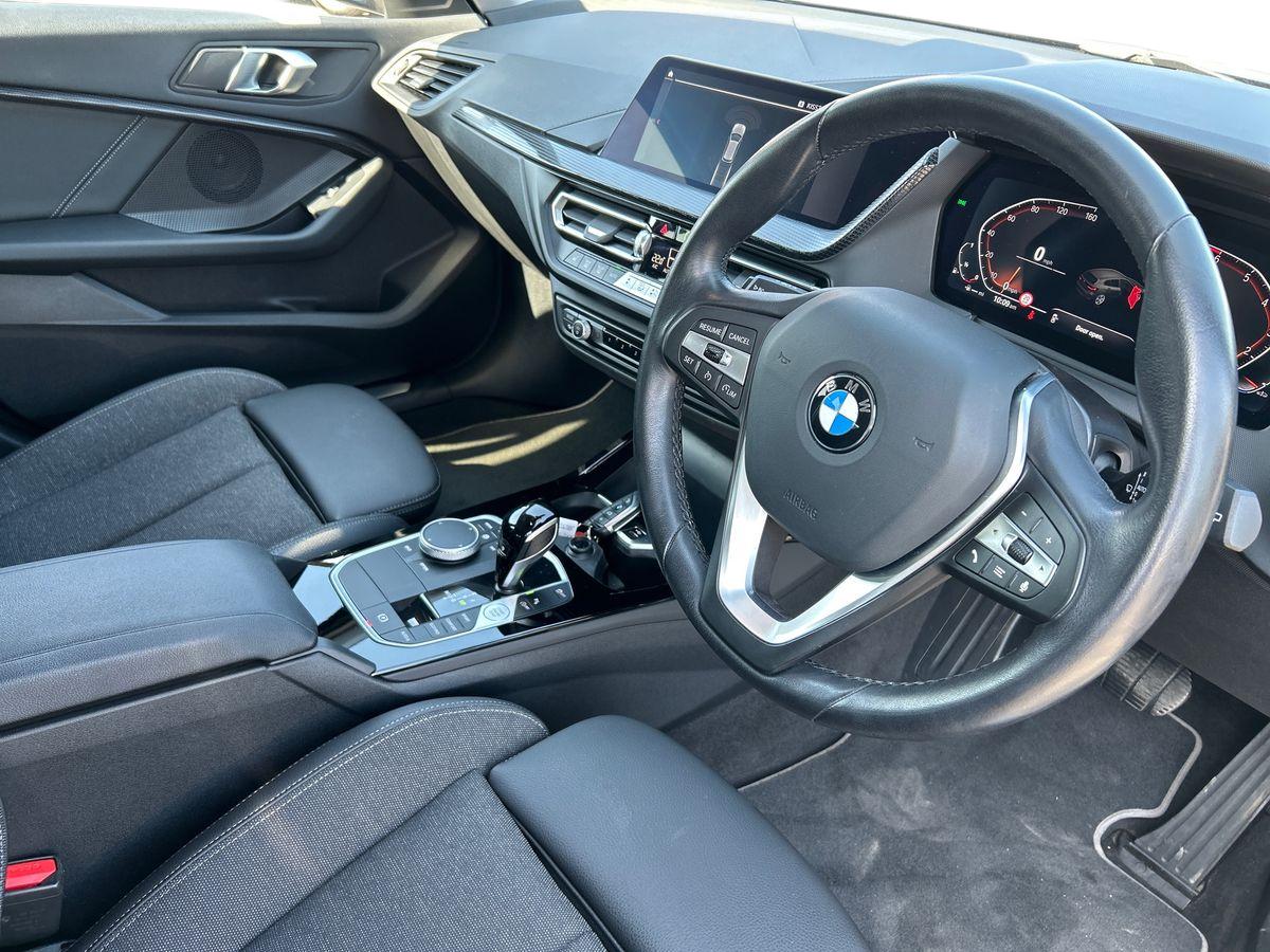 BMW 1 Series Photo 18