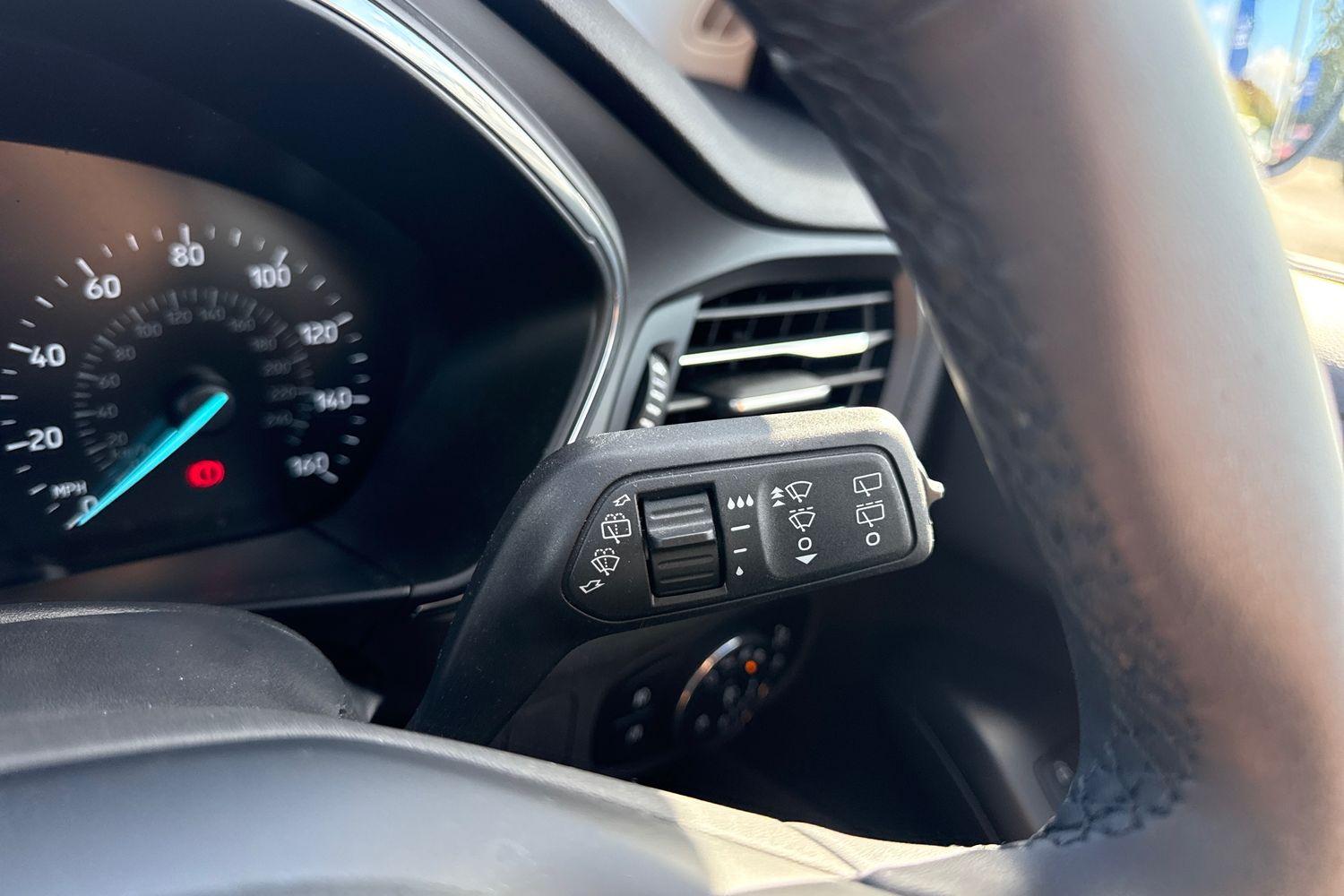 Ford FOCUS Photo 14
