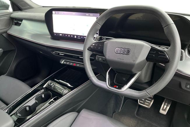 AUDI Q3 Photo 6