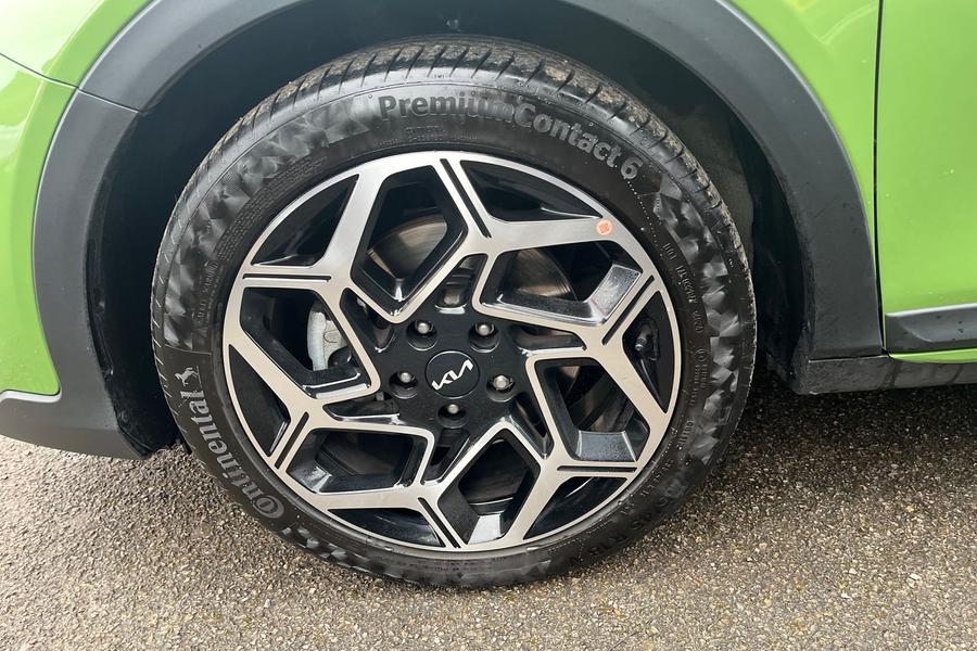 Kia XCEED Photo autoimg-76ba337f1d030c4cb52c12a72a38da2f522357b1.jpg