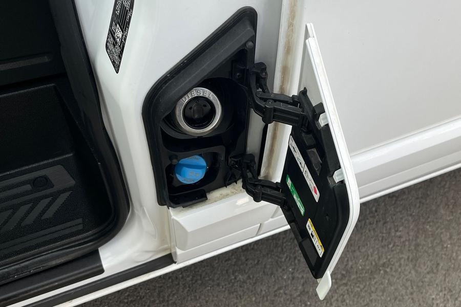 Ford Transit Custom Photo autoimg-76c09c57ef679b8b16ed731a296c81e4ddfea6ec.jpg