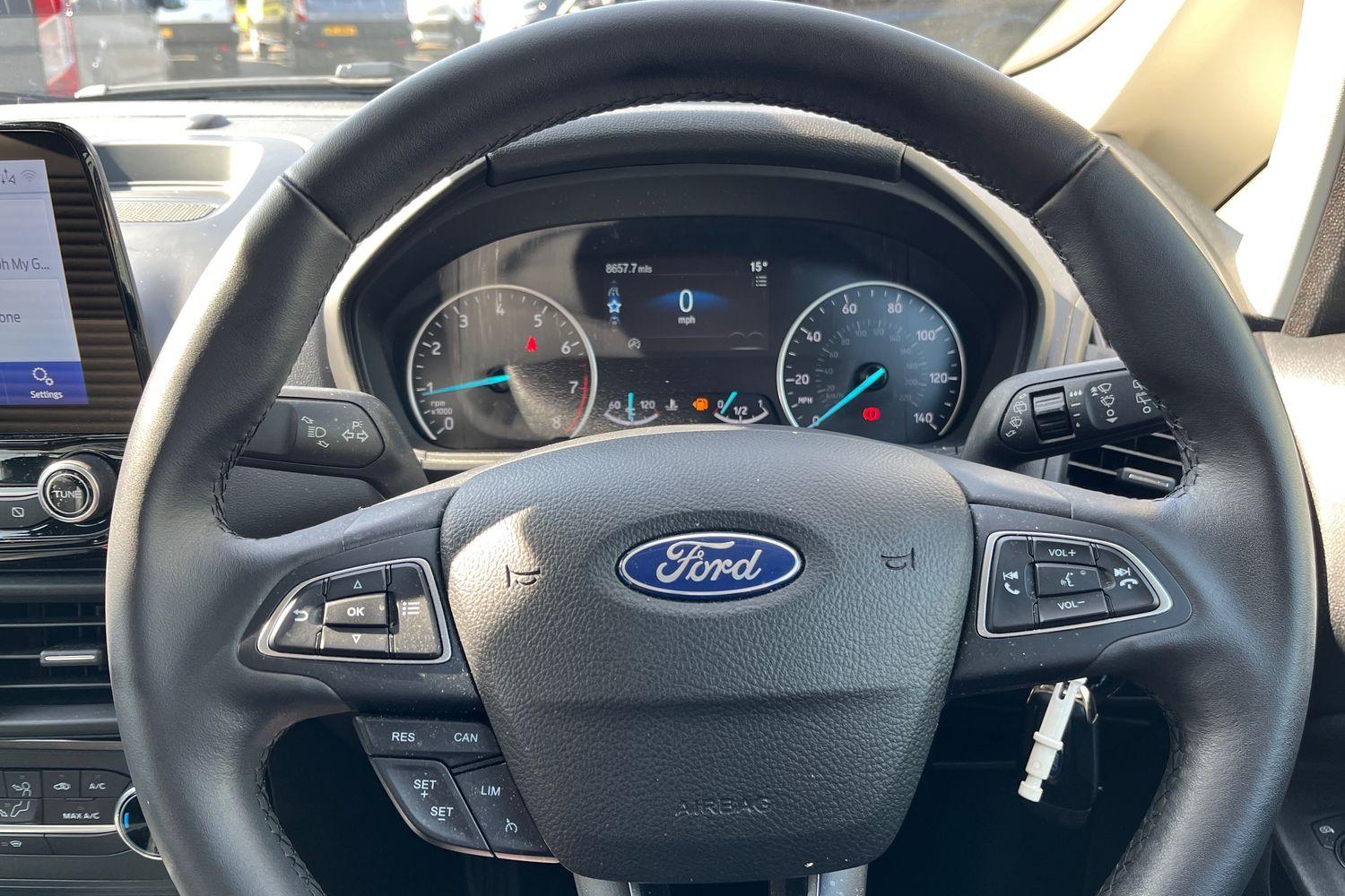 Ford ECOSPORT Photo 11