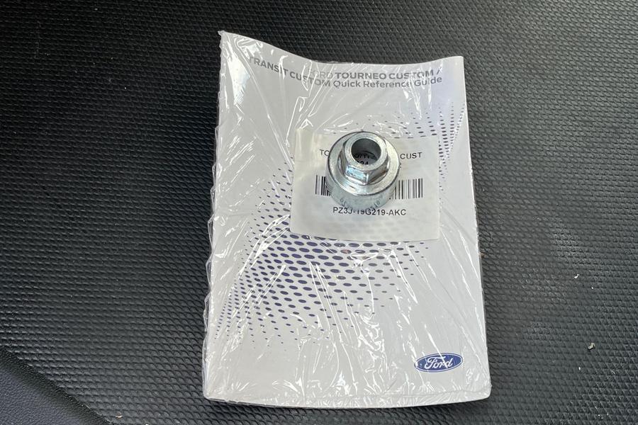 Ford TRANSIT CUSTOM Photo autoimg-76c9af7b362020796253a360eae1e653cbbd4d01.jpg