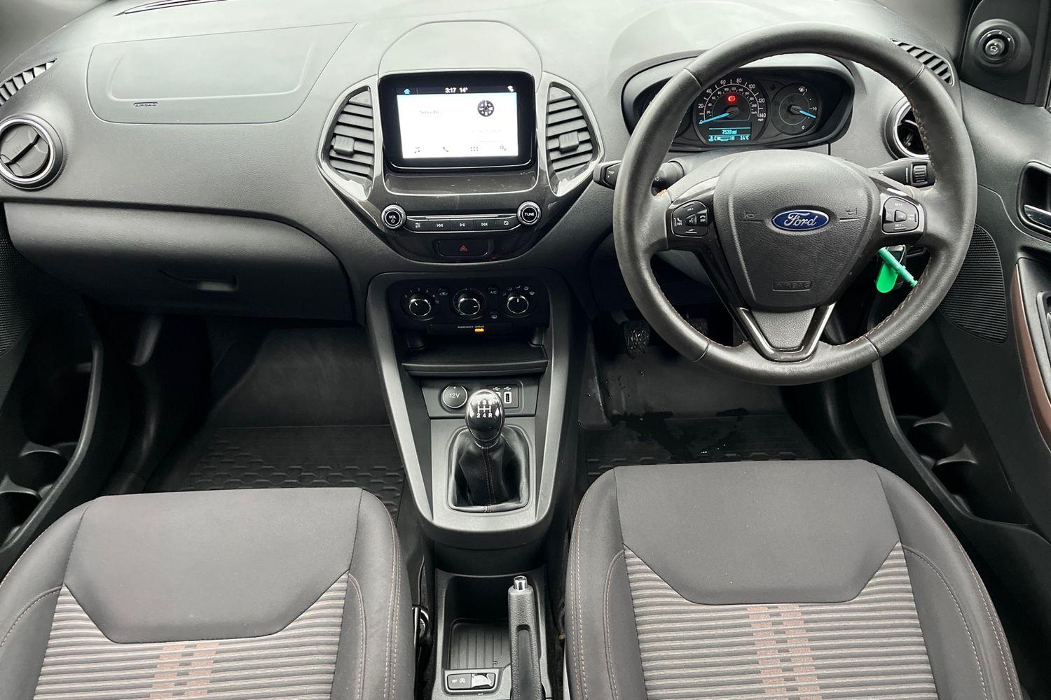 Ford KA+ Photo 9