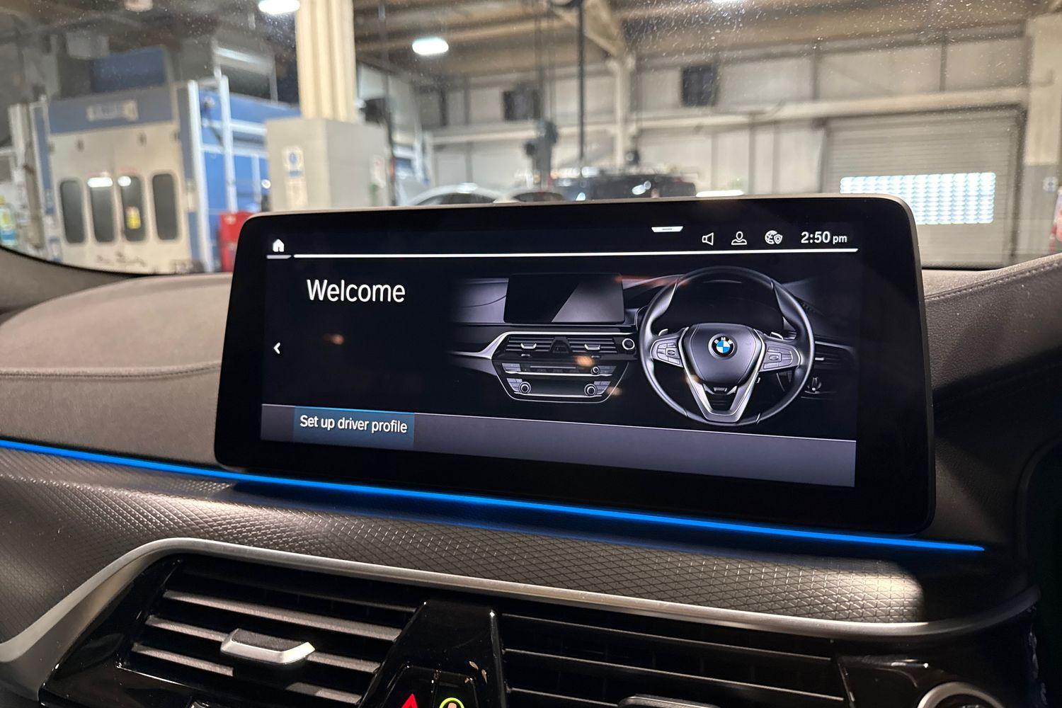 BMW 5 Series Photo 35