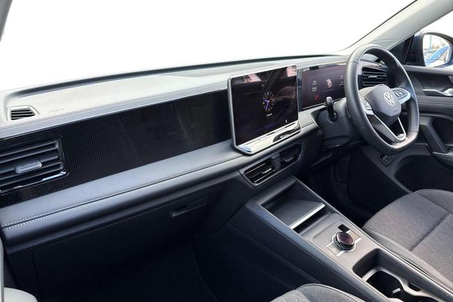 VOLKSWAGEN Tiguan Photo 2