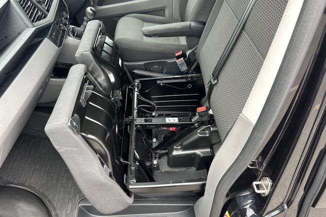 VOLKSWAGEN Transporter Photo 35