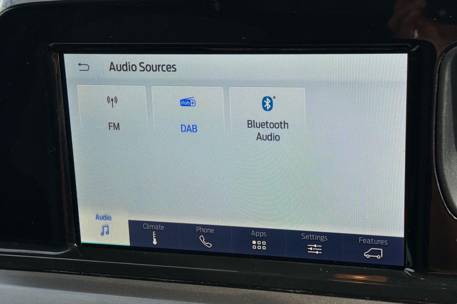 Ford TRANSIT COURIER Photo 18