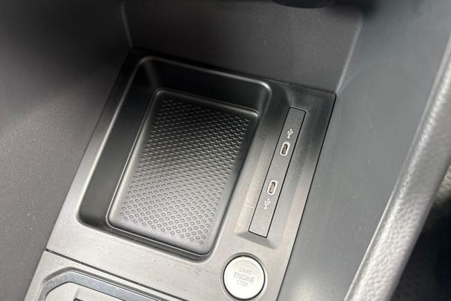 Volkswagen Caddy Maxi Photo 36