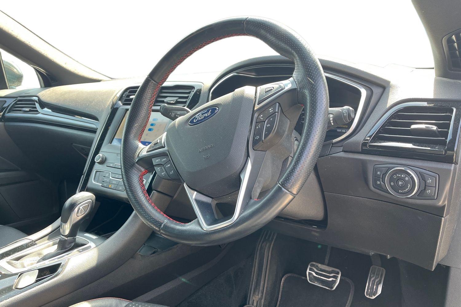 Ford MONDEO Photo 8