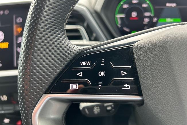 AUDI Q4 E-Tron Photo 16
