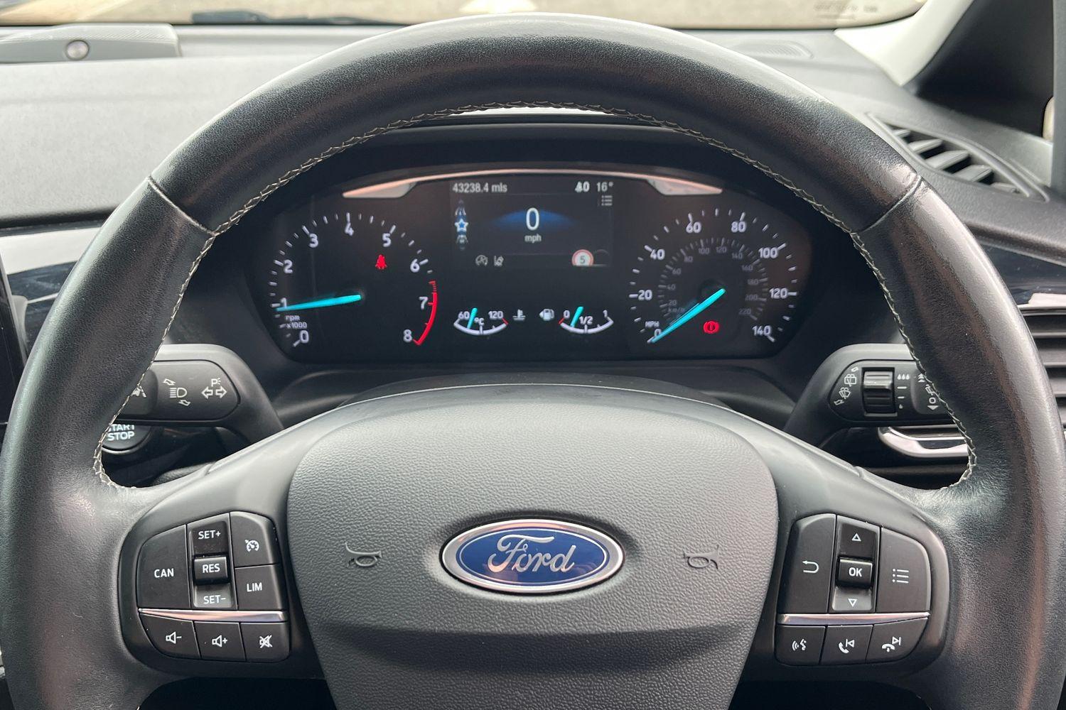 Ford FIESTA Photo 11