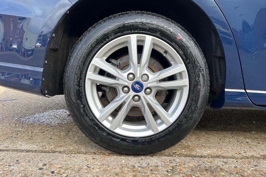 Ford S-Max Photo autoimg-76d8529ee2b6929abafcbe524507ebed2667bc9b.jpg