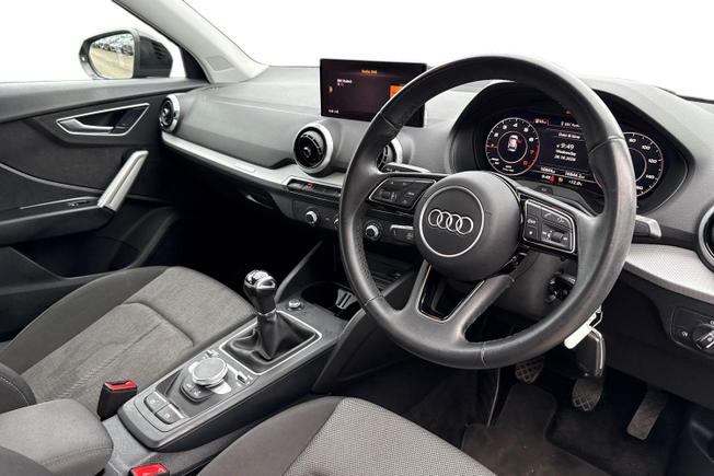 AUDI Q2 Photo 7