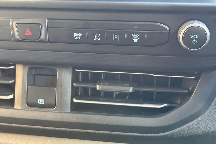 Used FORD TRANSIT CUSTOM MJ75TFY 26