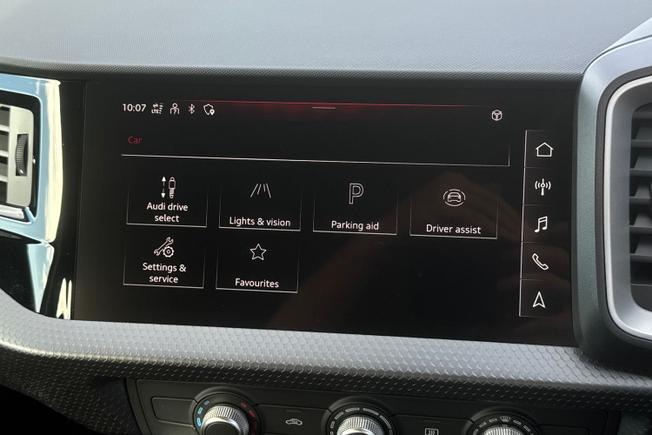 AUDI  A1 Sportback Photo 14