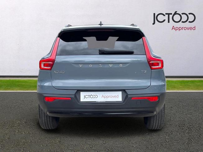 VOLVO Xc40 Photo 7