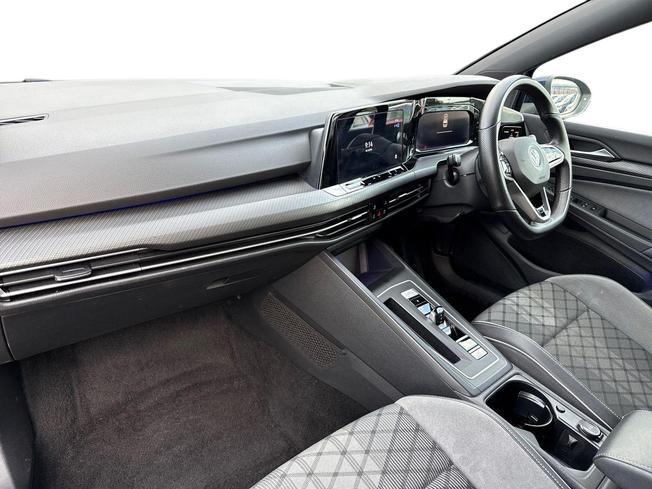 VOLKSWAGEN Golf Photo 2