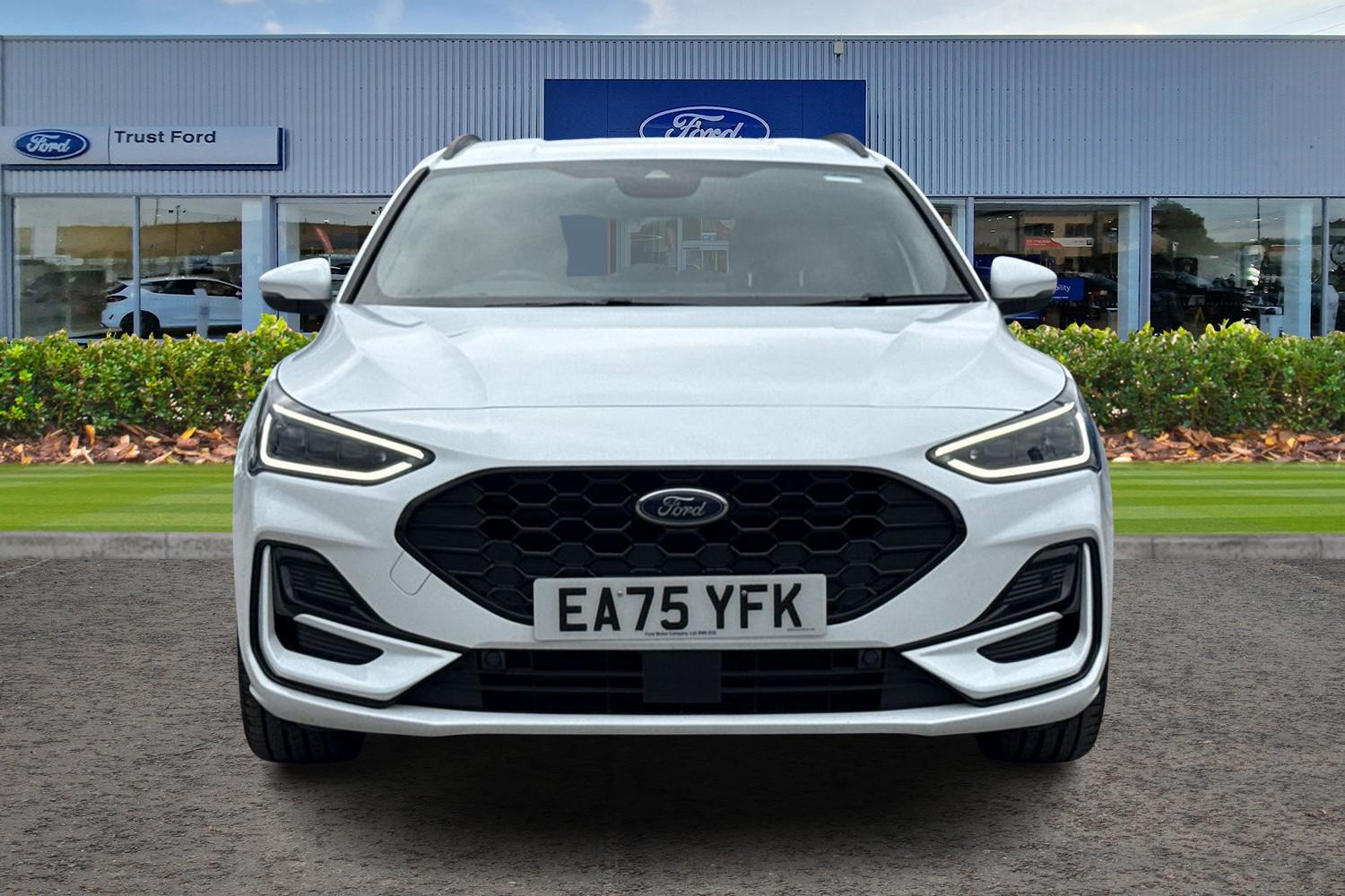 Ford FOCUS Photo 5