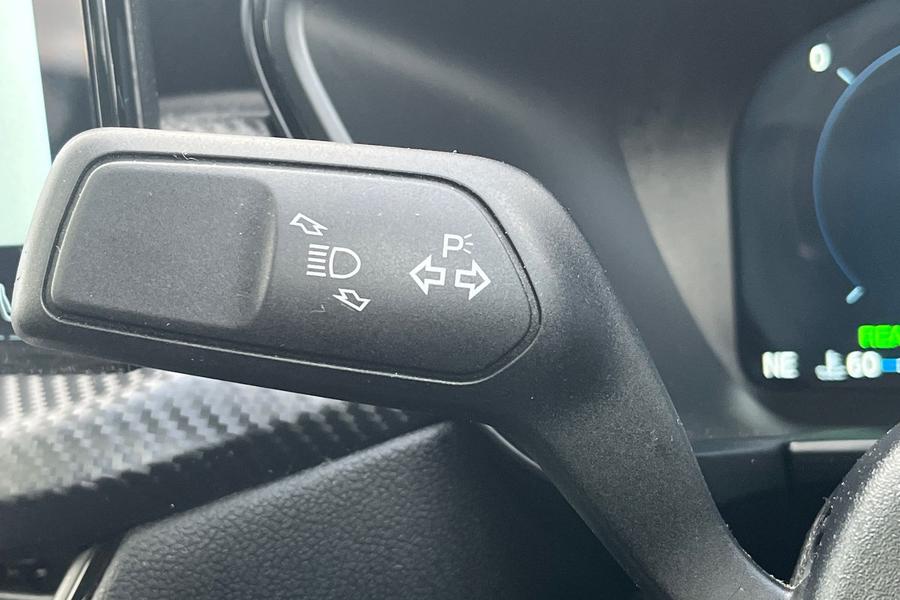 Ford KUGA Photo autoimg-76ef29ce14f5f3a7641ef8fa1bb6a8dbe3c47f7b.jpg