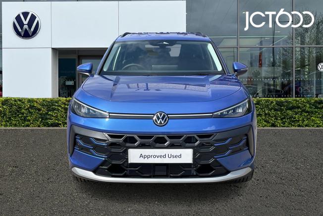 VOLKSWAGEN T-Roc Photo 8