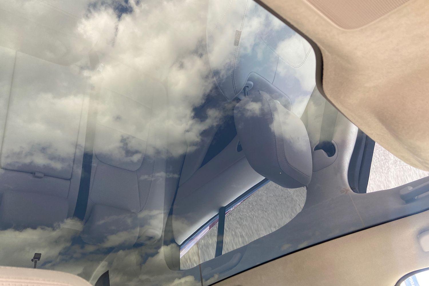Jaguar I-PACE Photo 28