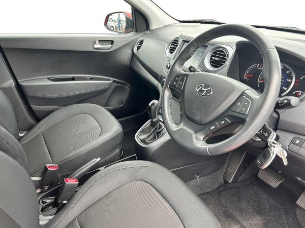 Hyundai i10 Photo autoimg-76f5f053e244821fb83b9d96ce798619e983f81b.jpg