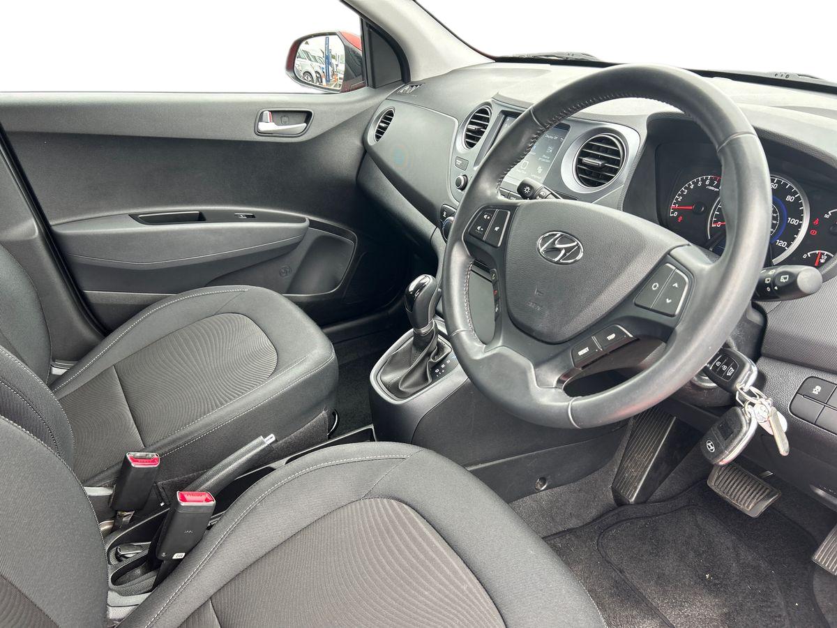 Hyundai i10 Photo 18