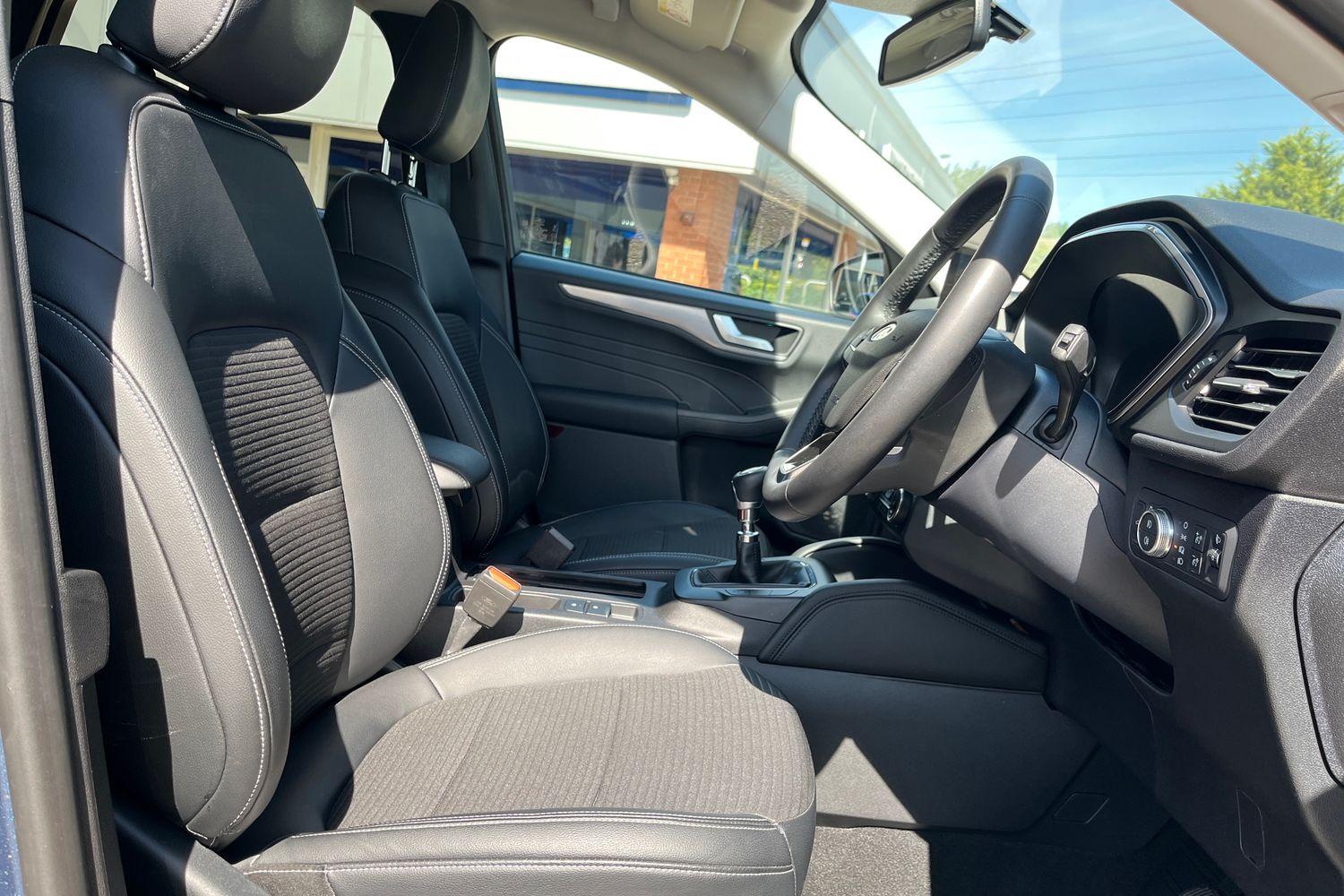 Ford Kuga Photo 16