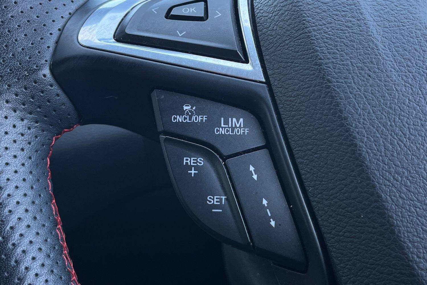 Ford S-MAX Photo 35