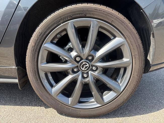 MAZDA Mazda3 Photo 32