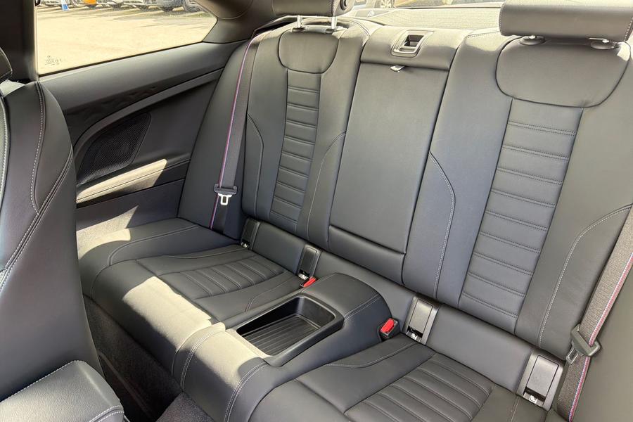 BMW 2 SERIES Photo autoimg-76fd18ed9c928b8dd6f9bed9a067eeef570fed75.jpg