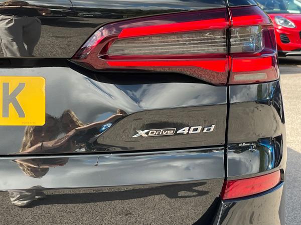 BMW X5 Photo autoimg-76fd87312c29d23a2d1baf2bdc549395e7fe2ddd.jpg