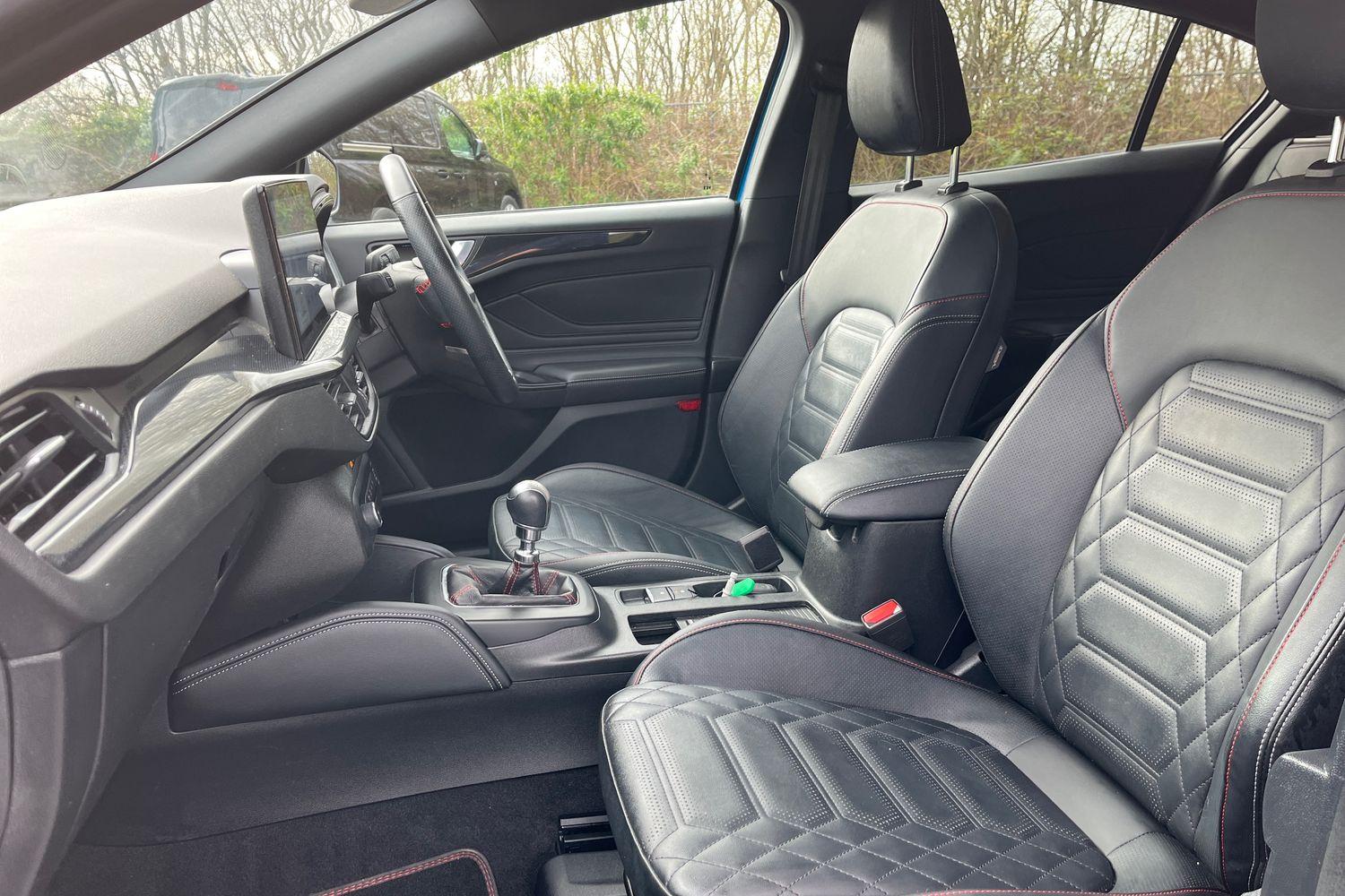 Ford FOCUS Photo 18