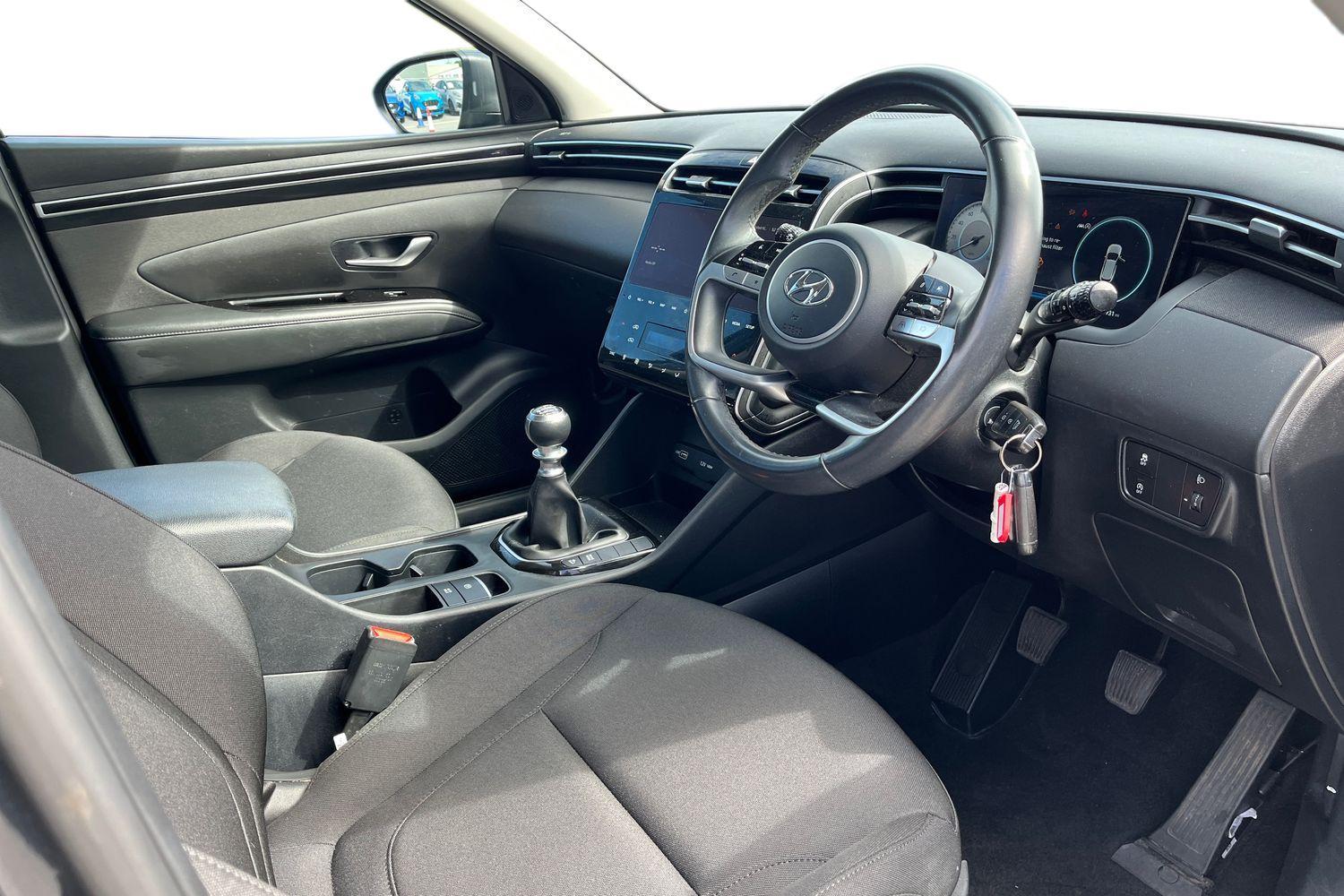 Hyundai TUCSON Photo 8