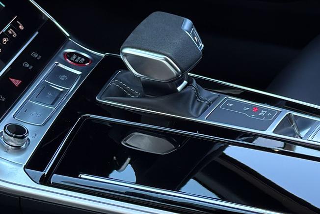 AUDI Rs6 Avant Photo 41