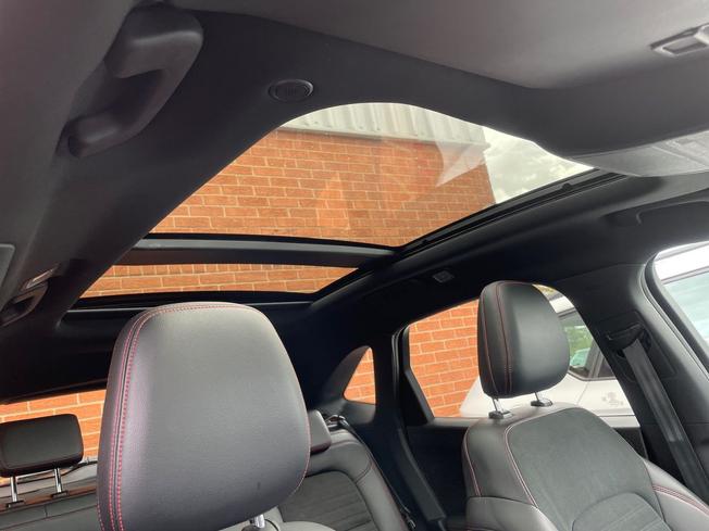 FORD Kuga Photo 38