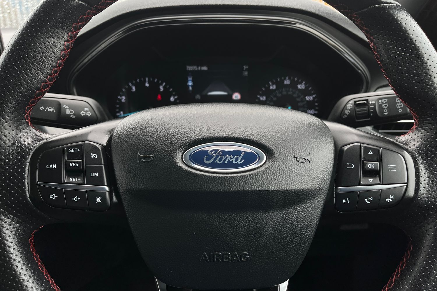 Ford FOCUS Photo 11