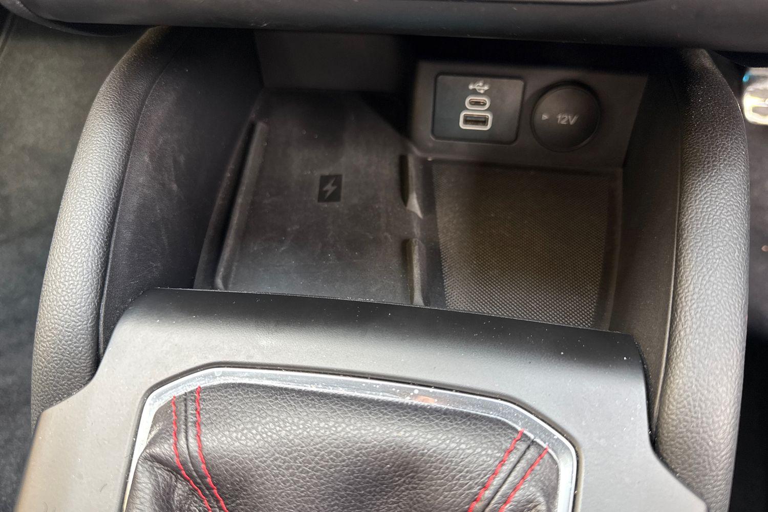 Ford FOCUS Photo 28