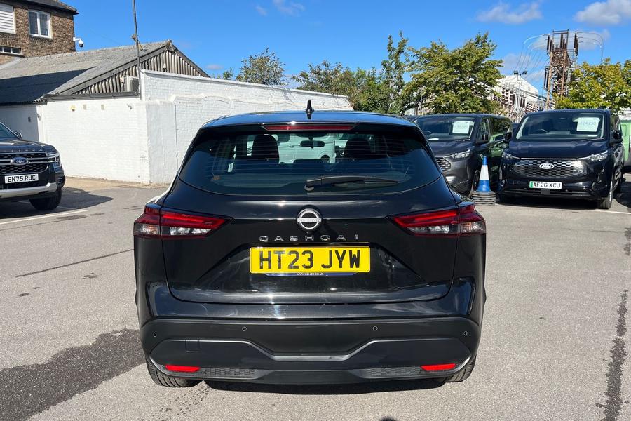 Nissan QASHQAI Photo autoimg-770ba7464880ca2bc8b991f51adc94fb954123b3.jpg