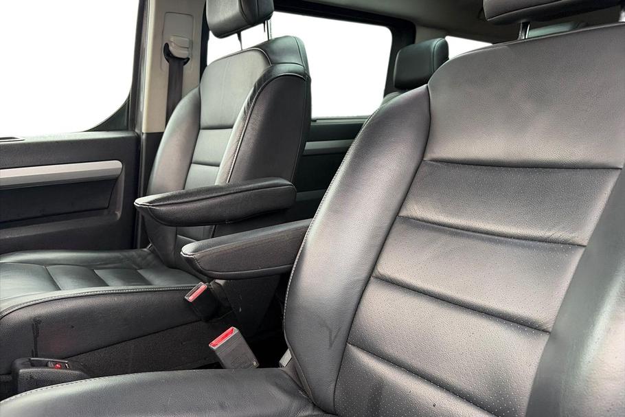 Used Vauxhall Vivaro FL22PCU 10